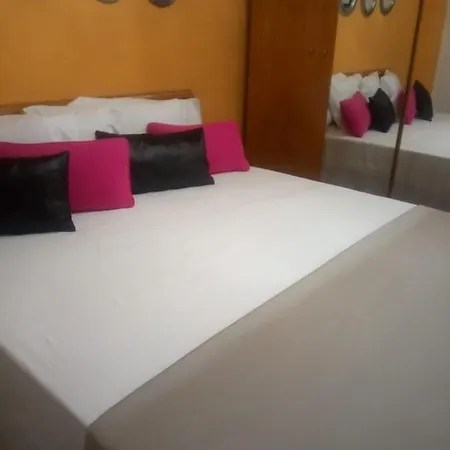 Апартаменты Aurora... Pisos En Alquiler Granada. Армилья